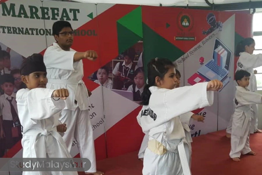 فعالیت ورزشی و تکواندو در مدرسه معرفت مالزی