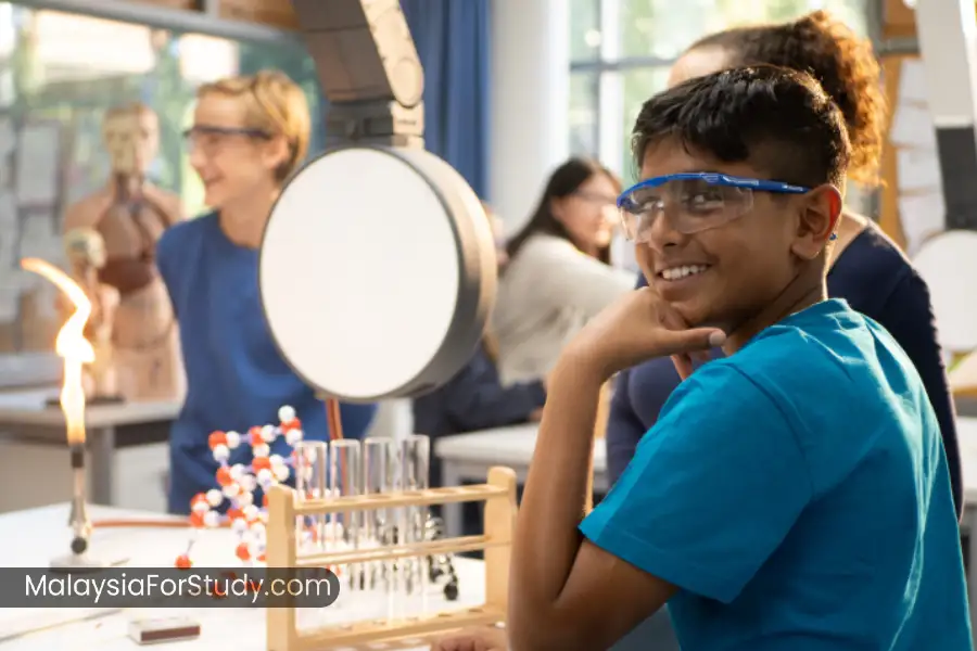 بهترین مدارس انگلستان (United Kingdom)